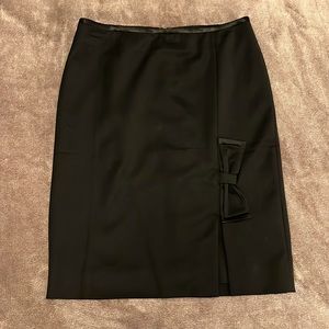 🖤WHBM Pencil Skirt w/Bow🖤